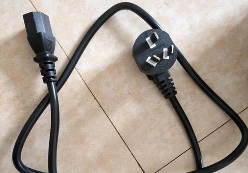 电脑显示器电源线与电饭锅电源线能否通用？一篇讲透线材原理与安全
